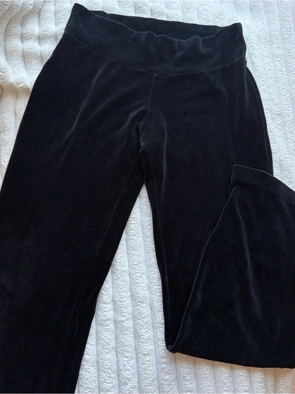 Women's Black Velvet Wide-Leg Pants